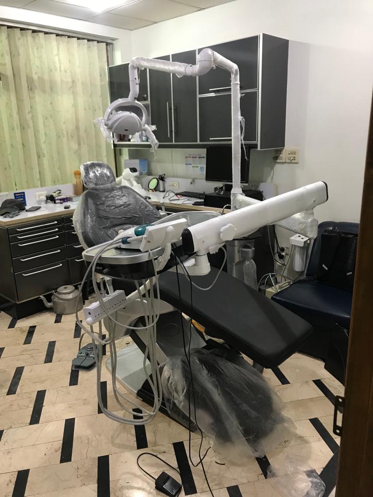 Installation Dental Chair Sadiqabad