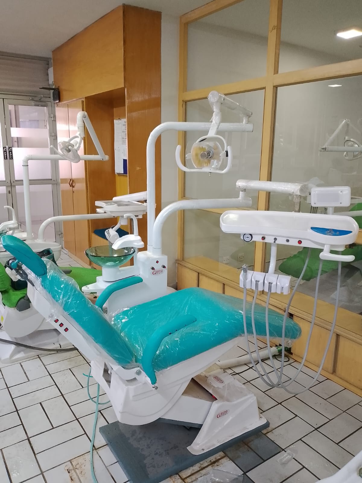 Installation Dental Chair Geona Basic in Altamash Institute Karachi