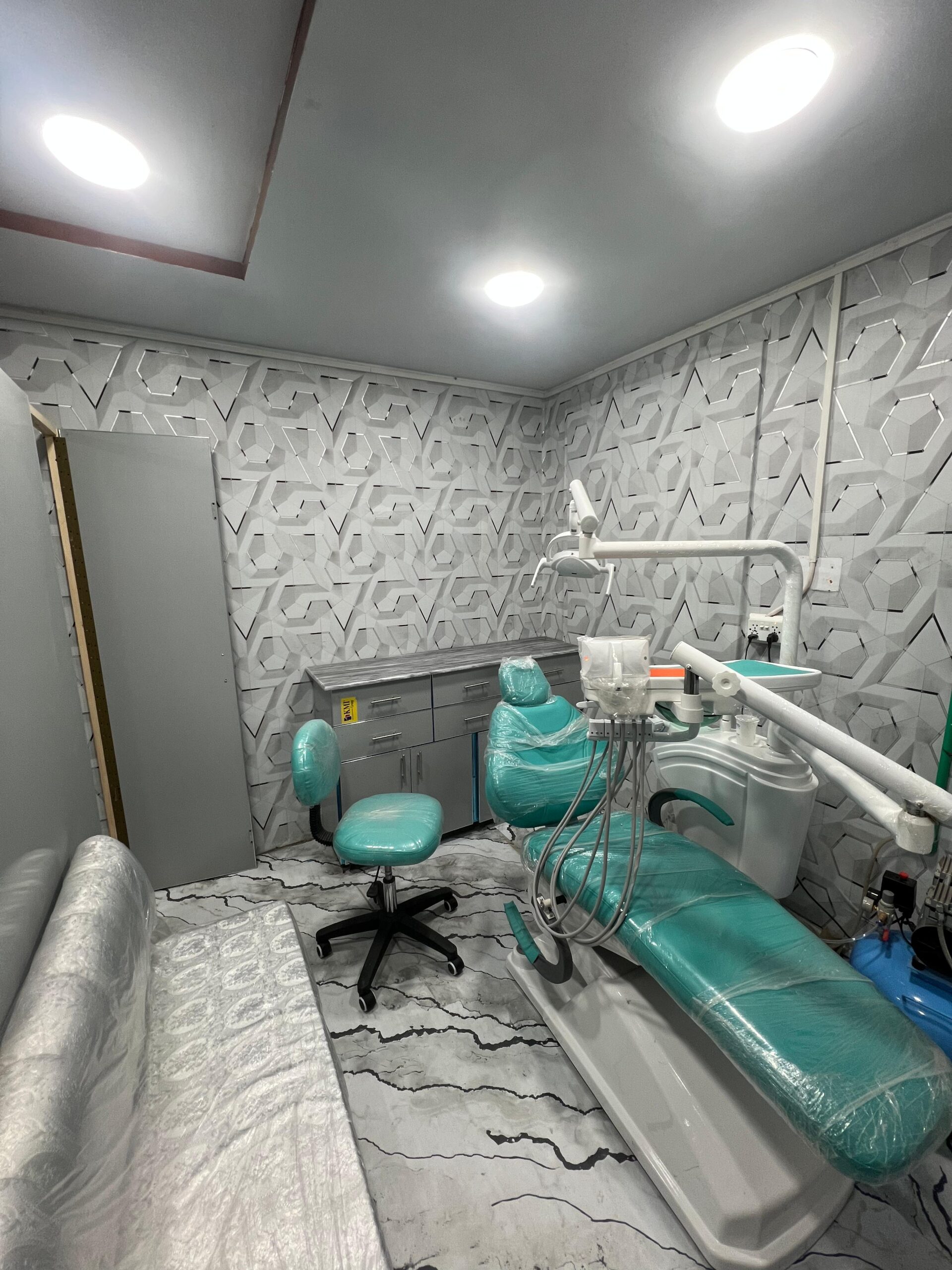 Intallation Dental Chair Geona Basic plus in Rahimyarkhan